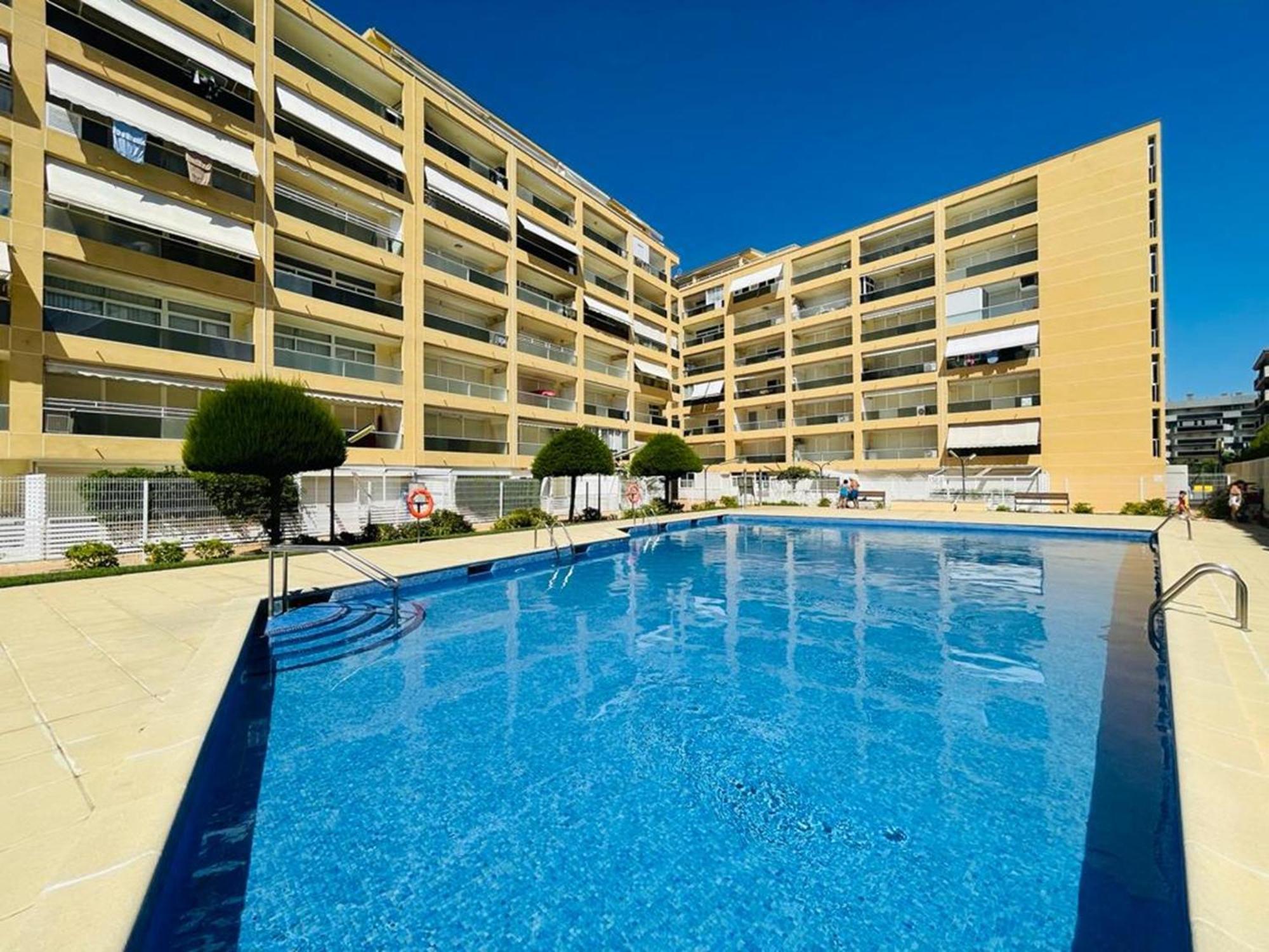 Costa Daurada Apartaments - Aquario Pineda La Pineda Exterior photo